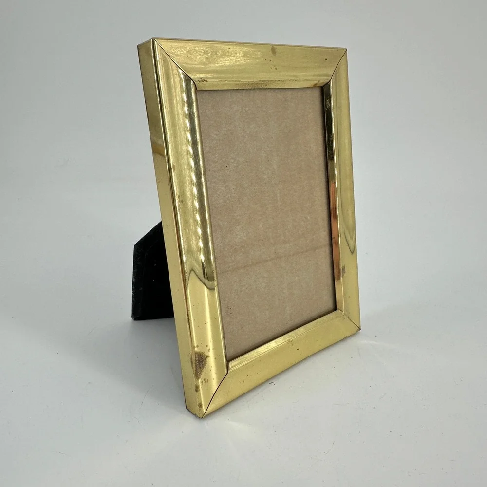 Vintage Gold Tone Metal 4x6 Picture Frame Polished Wide Border Easel Back